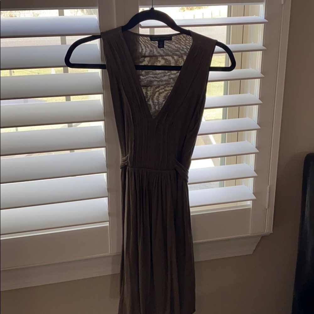 Brown dress